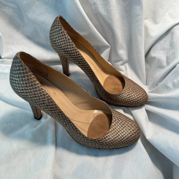 Kate Spade metallic snakeskin pump / heels - Picture 4 of 6